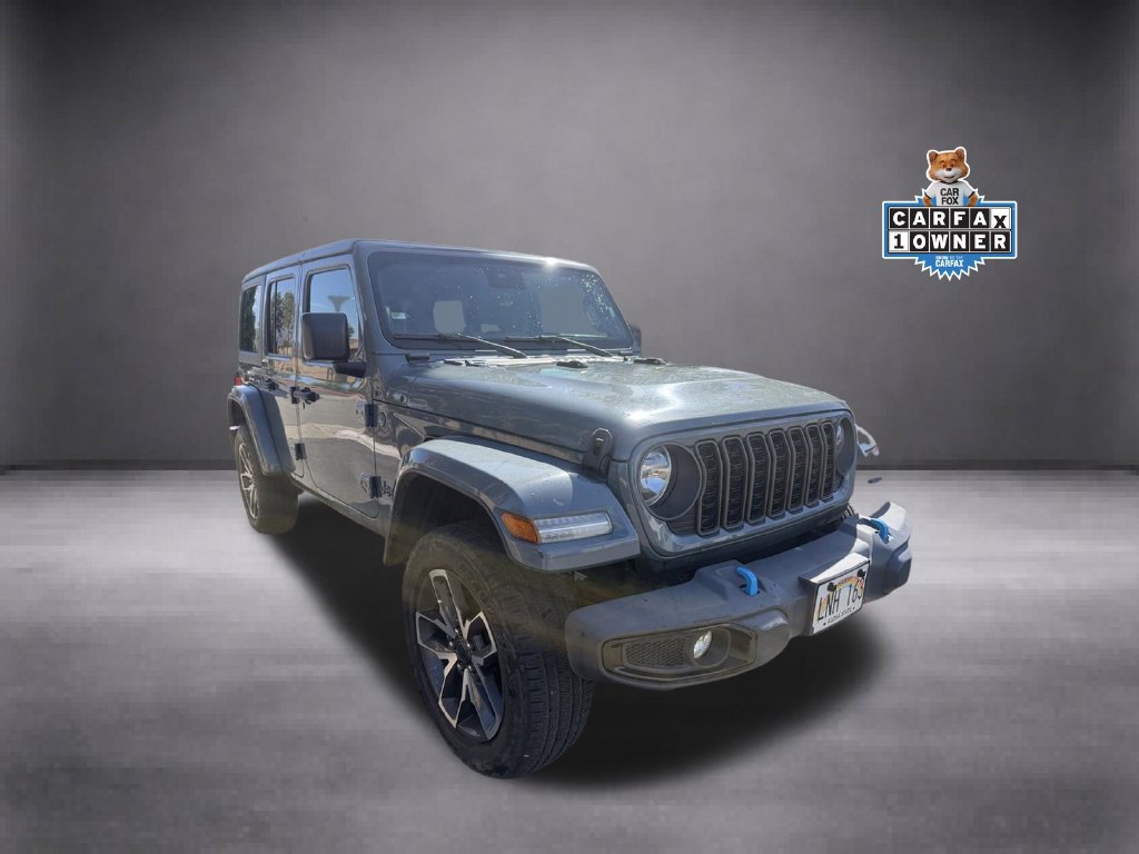 Used 2024 Jeep Wrangler Unlimited AWD/4WD image 2