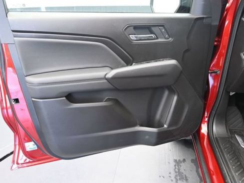New 2026 Chevrolet Colorado LT w/ LT Convenience Package AWD/4WD image 15
