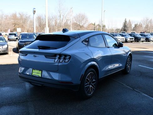 Used 2025 Ford Mustang Mach-E Premium image 6