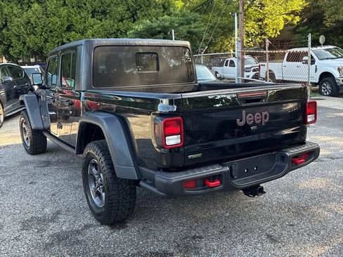 Used 2023 Jeep Gladiator Rubicon w/ Cold Weather Group AWD/4WD image 5