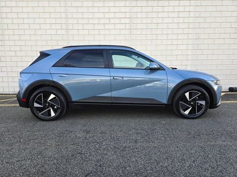 Used 2025 Hyundai Ioniq 5 SEL image 5