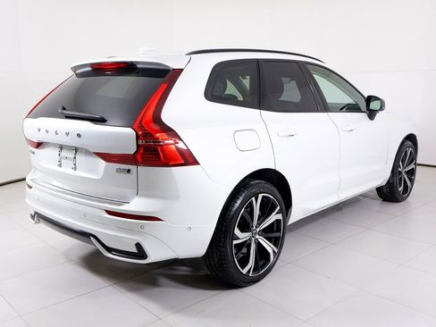 Used 2025 Volvo XC60 B5 Ultra w/ Protection Package Premier image 37