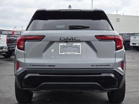 Used 2026 GMC Terrain Elevation w/ Black Edition AWD/4WD image 16