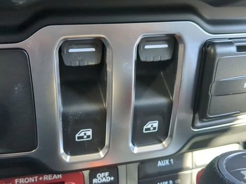 New 2026 Jeep Wrangler Rubicon w/ Xtreme 35 Tire Package image 19