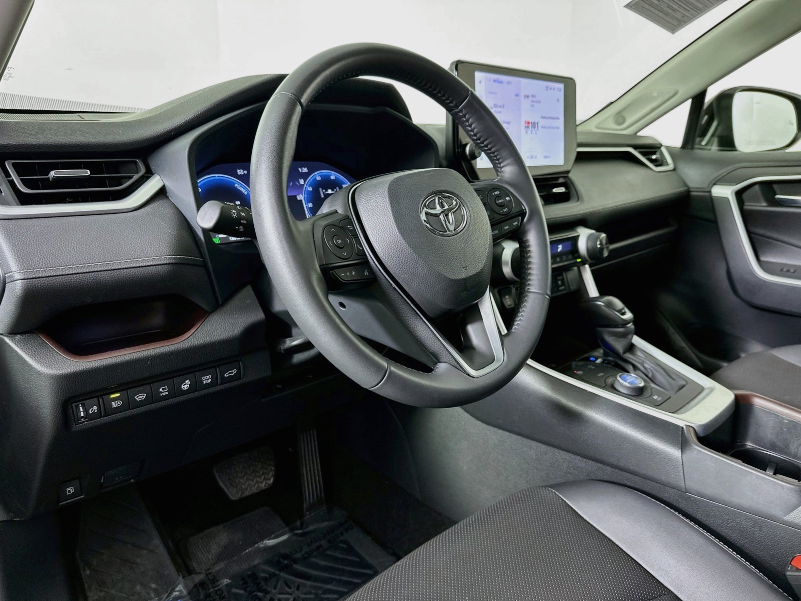 Certified 2025 Toyota RAV4 Limited w/ Advanced Technology Package AWD/4WD image 9