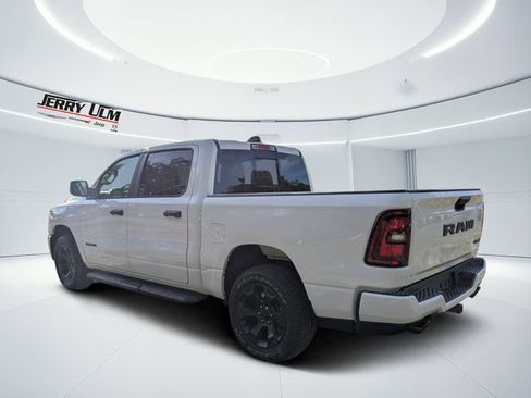 New 2026 RAM 1500 Express AWD/4WD image 5