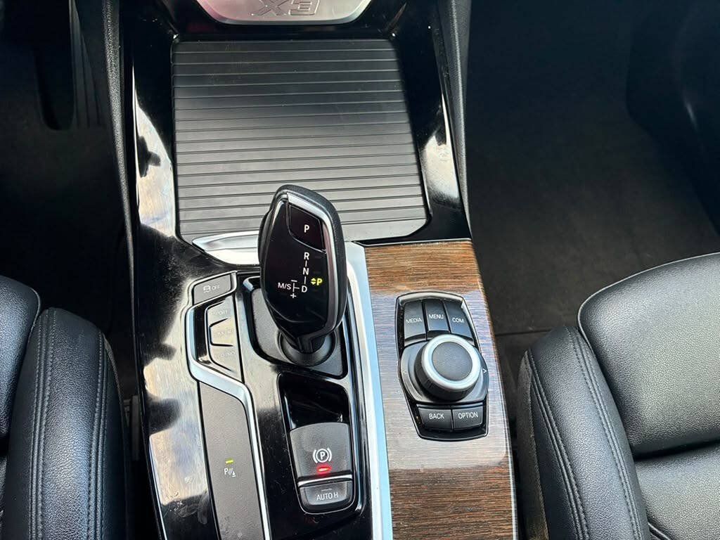 Used 2019 BMW X3 sDrive30i w/ Driving Assistance Package RWD image 6