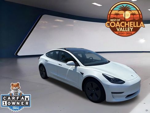 Used 2023 Tesla Model 3 Standard Range RWD image 1
