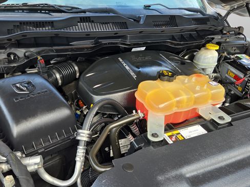 Used 2018 RAM 1500 Big Horn RWD image 32