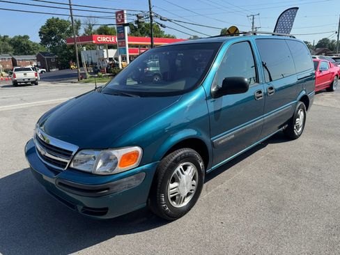 Used 2002 Chevrolet Venture LS FWD image 3