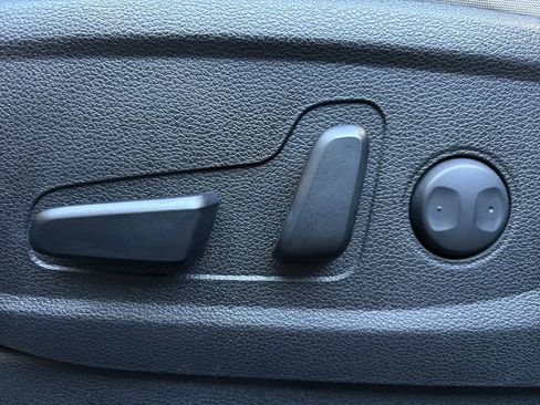 Used 2021 Kia Telluride EX w/ EX Premium Package image 12