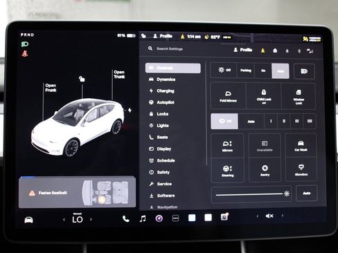 Used 2021 Tesla Model Y Long Range image 31