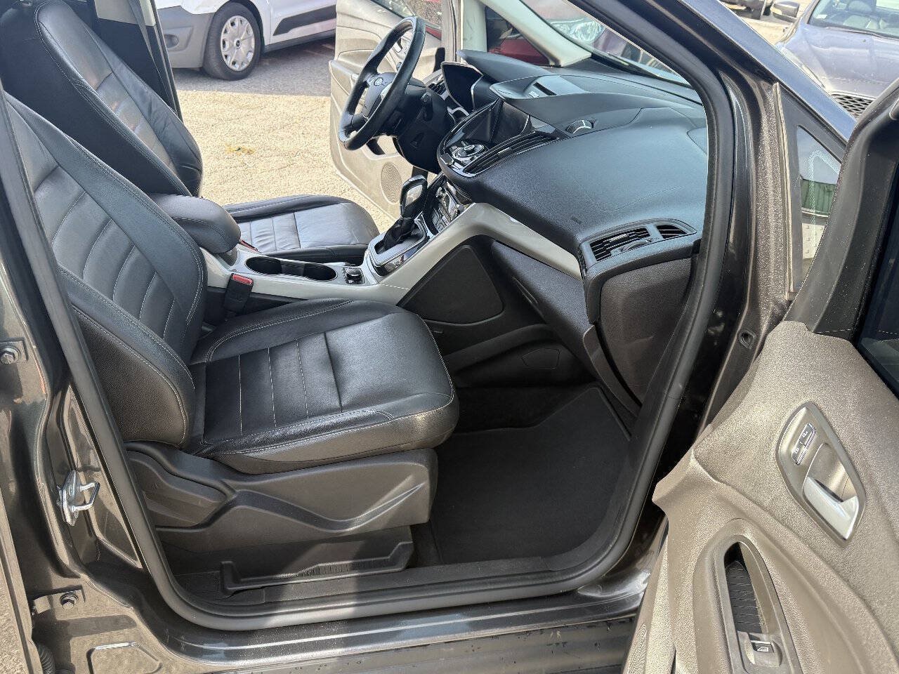 Used 2015 Ford C-MAX SEL w/ Equipment Group 303A FWD image 28