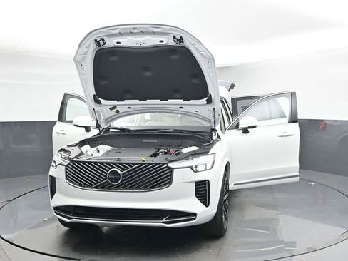 New 2026 Volvo XC90 B6 Ultra w/ Protection Package image 55