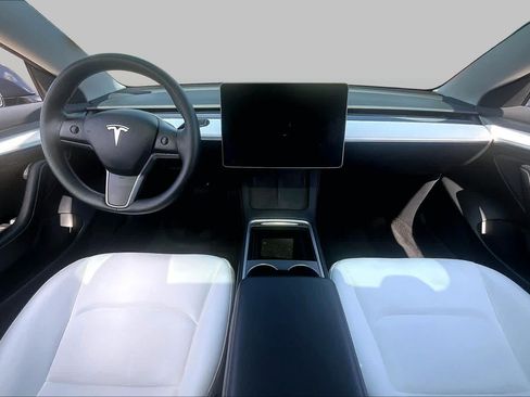 Used 2023 Tesla Model 3 Standard Range RWD image 14