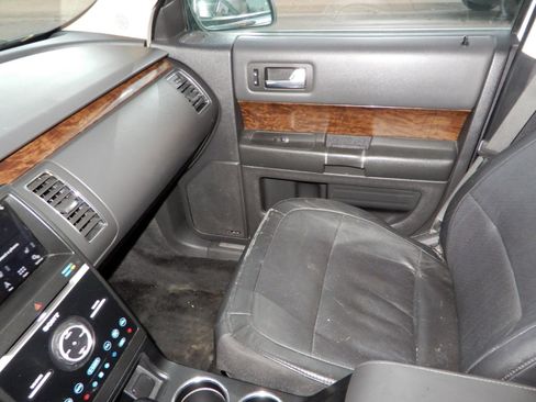 Used 2019 Ford Flex Limited image 15