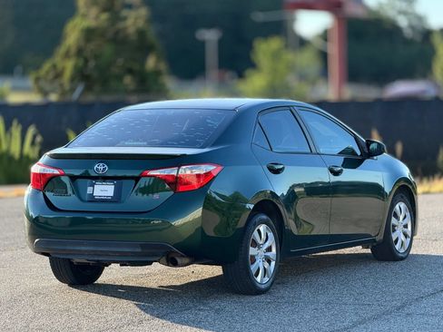 Used 2015 Toyota Corolla LE FWD image 9