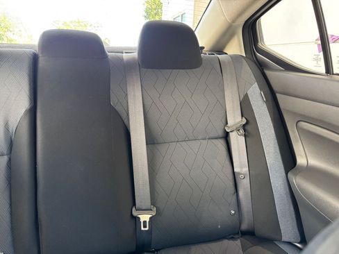 Used 2025 Nissan Versa SV FWD image 37