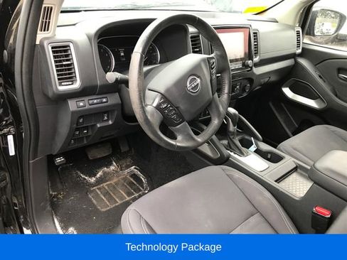 Used 2023 Nissan Frontier SV w/ SV Convenience Package AWD/4WD image 3
