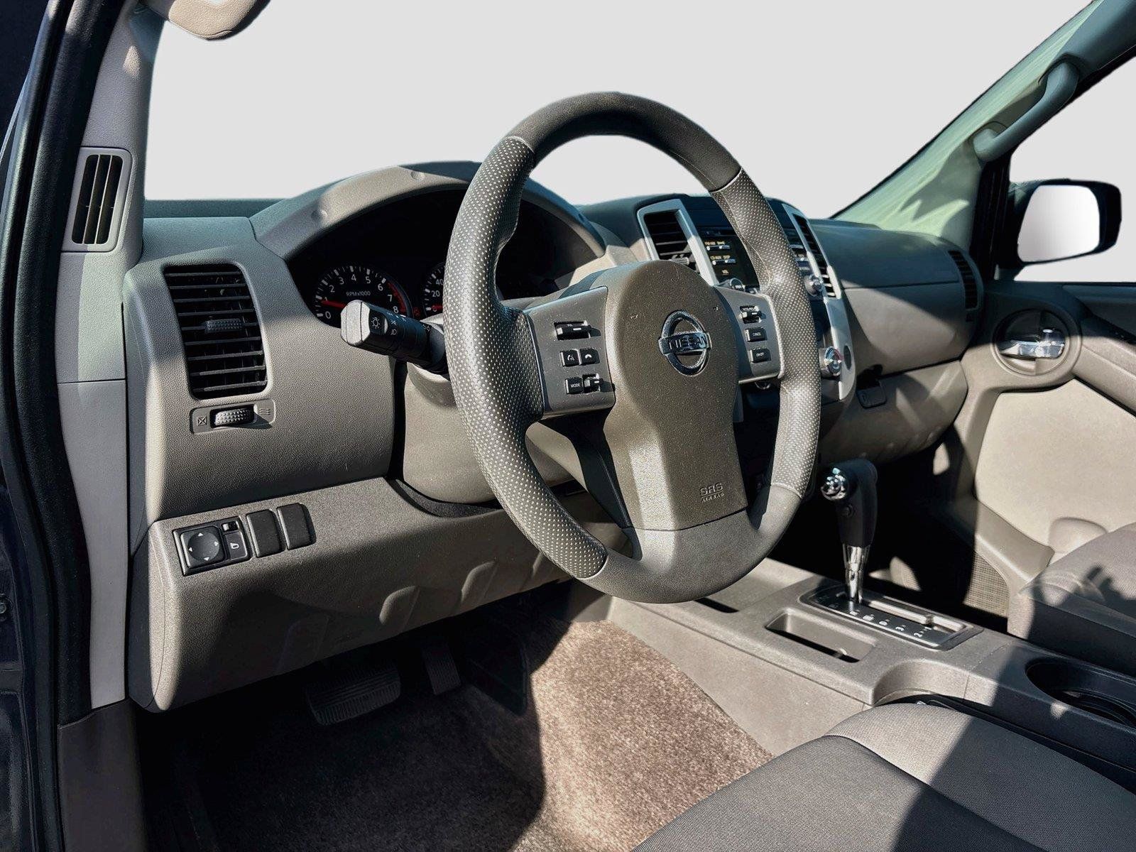 Used 2014 Nissan Xterra S w/ Value Package RWD image 10