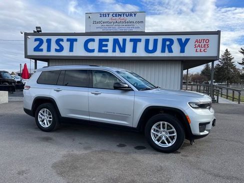 Used 2023 Jeep Grand Cherokee L Laredo image 1