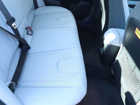 New 2026 Hyundai Elantra Limited image 21