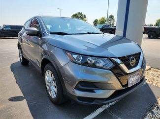 Used 2021 Nissan Rogue Sport S image 1
