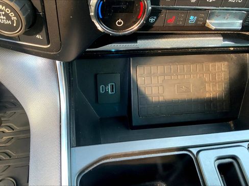 Used 2021 Ford F150 Platinum w/ Equipment Group 701A High image 35