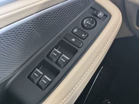 New 2026 Acura MDX SH-AWD image 31