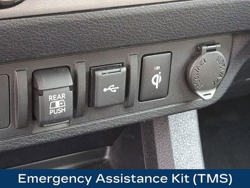 Used 2023 Toyota Tacoma TRD Off-Road AWD/4WD image 16