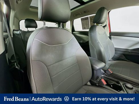 Used 2023 Volkswagen Taos SE w/ Panoramic Sunroof Package AWD/4WD image 34