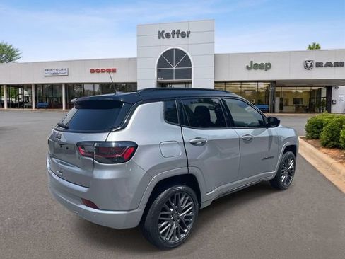 Certified 2023 Jeep Compass High Altitude AWD/4WD image 6