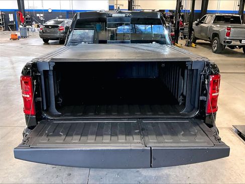 Used 2025 RAM 1500 Limited image 32
