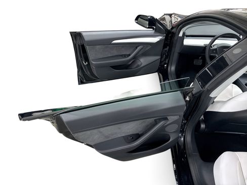 Certified 2023 Tesla Model 3 Standard Range RWD image 10