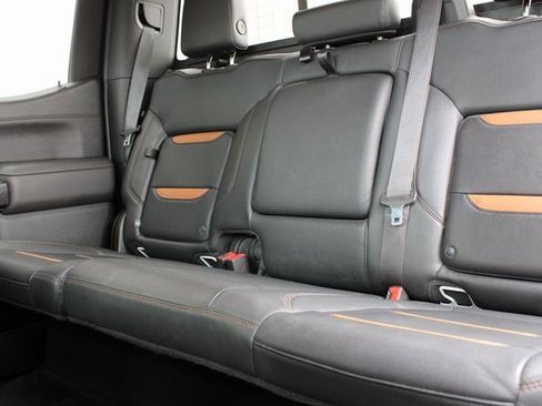 Used 2021 GMC Sierra 1500 AT4 w/ AT4 Premium Package image 23