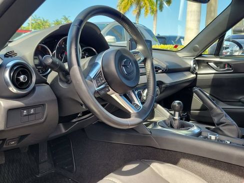 Used 2023 MAZDA MX-5 Miata Grand Touring w/ Weather Package RWD image 9