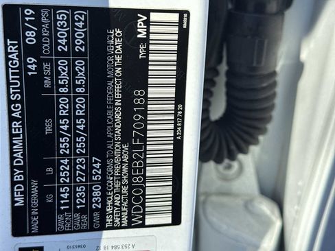 Used 2020 Mercedes-Benz GLC 300 4MATIC Coupe image 33