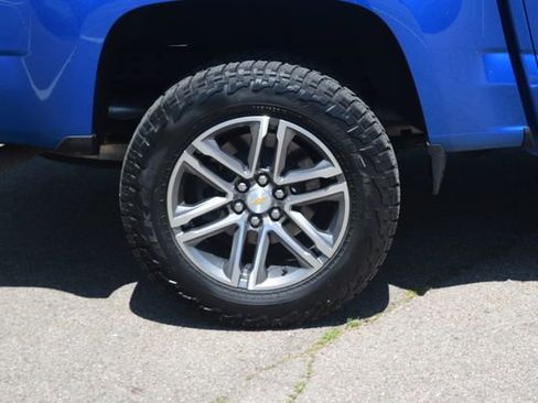 Used 2021 Chevrolet Colorado W/T w/ Custom Special Edition AWD/4WD image 26