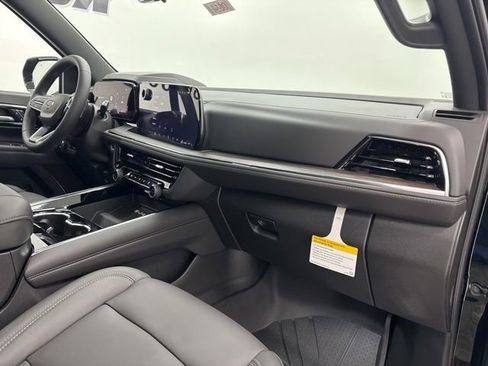 New 2026 Chevrolet Suburban Z71 w/ Z71 Off-Road Package AWD/4WD image 36