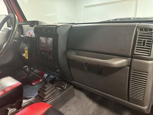 Used 1999 Jeep Wrangler Sport image 81