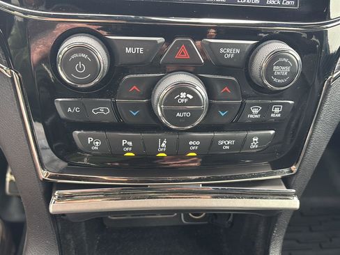 Used 2020 Jeep Grand Cherokee High Altitude image 28