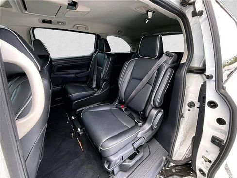 Used 2025 Honda Odyssey Elite image 28