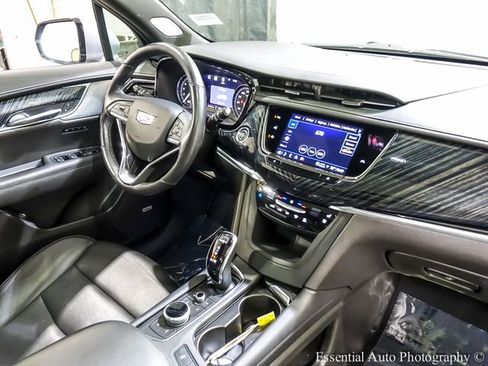 Certified 2024 Cadillac XT6 Premium Luxury w/ Technology Package AWD/4WD image 29