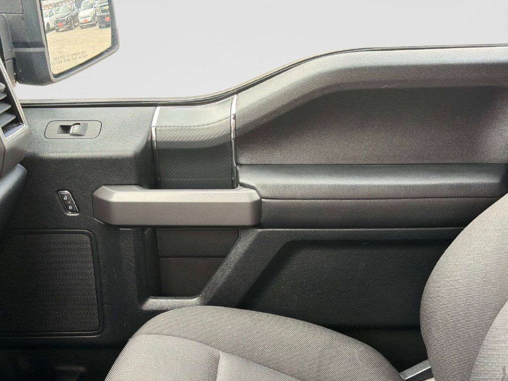 Used 2020 Ford F150 XLT w/ Equipment Group 302A Luxury AWD/4WD image 24