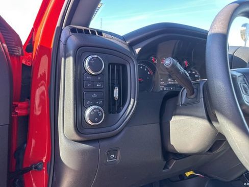 Used 2025 GMC Sierra 1500 Pro w/ Pro Value Package image 28