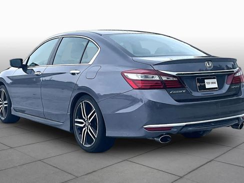 Used 2017 Honda Accord Sport image 12