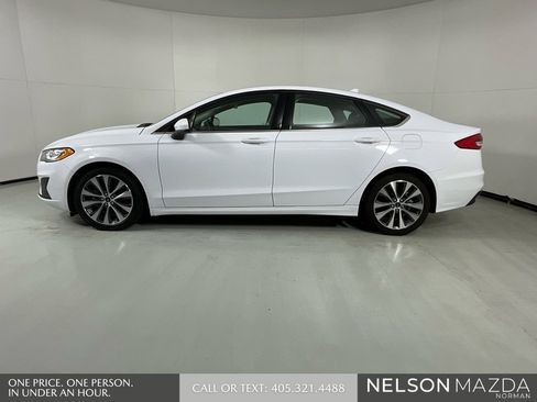 Used 2019 Ford Fusion SE image 5