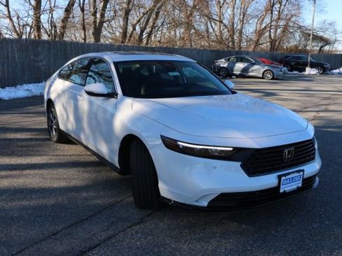 New 2025 Honda Accord EX-L image 3