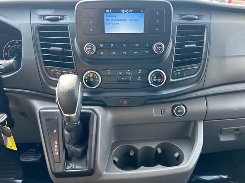 Used 2020 Ford Transit 250 Low Roof AWD image 24