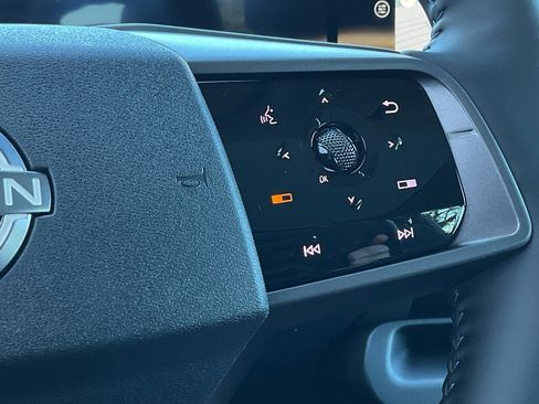 New 2026 Nissan Leaf Platinum+ image 24